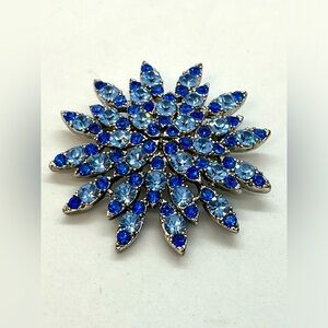 Beautiful two tone blue flower rhinestone brooch